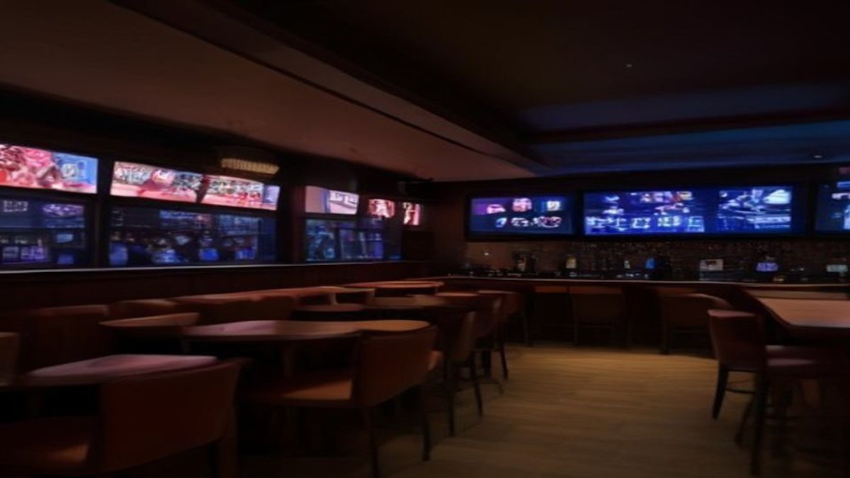 Bar movimentado com várias TVs exibindo jogos de futebol ao vivo